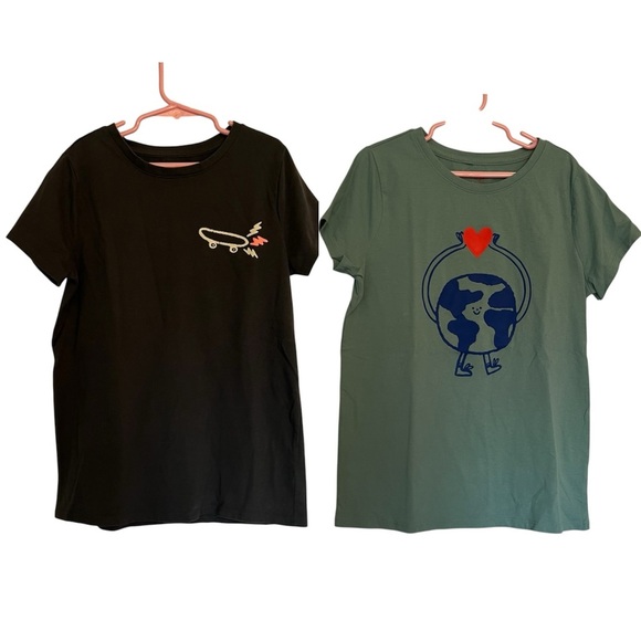 CAT & JACK Lot of Two Girls Grey and Green Graphic T-Shirts Size 10/12 NWOT - Picture 1 of 9